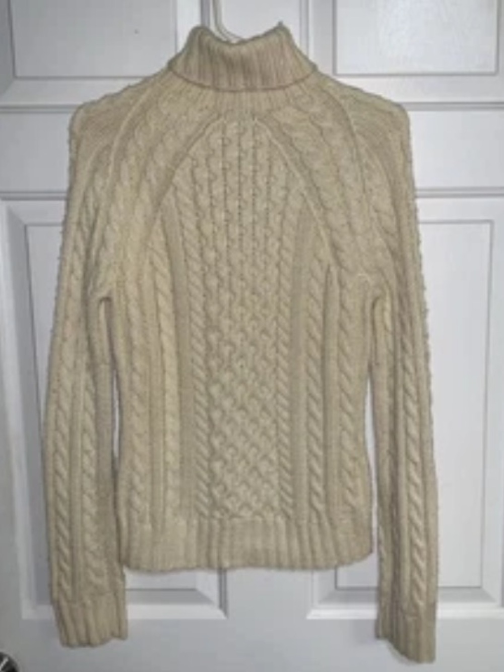🎄 J.Crew 100% Wool Ivory Cable Knit Turtleneck Sweater Women’s Cozy Classic M - Picture 4 of 15